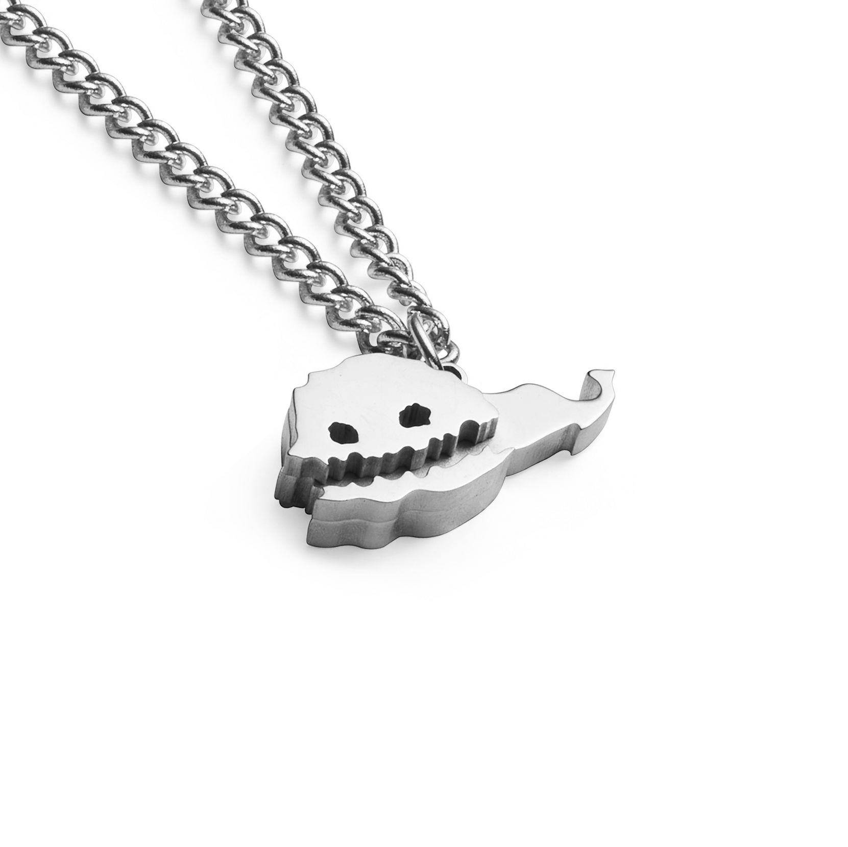 haedes-ghost-pendant-silver.